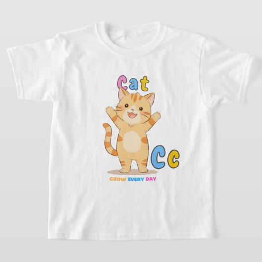 「C is for Cat」 Alphabet Tee – 日々成長 Tシャツ (レイダウン)