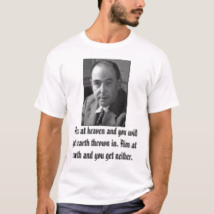 C.S.ルイスは、天国を目指し、耳を…得ます Tシャツ