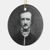 C.T.タットマンによるエドガー・アラン・ポーのダゲレオタイプ セラミックオーナメント (左)