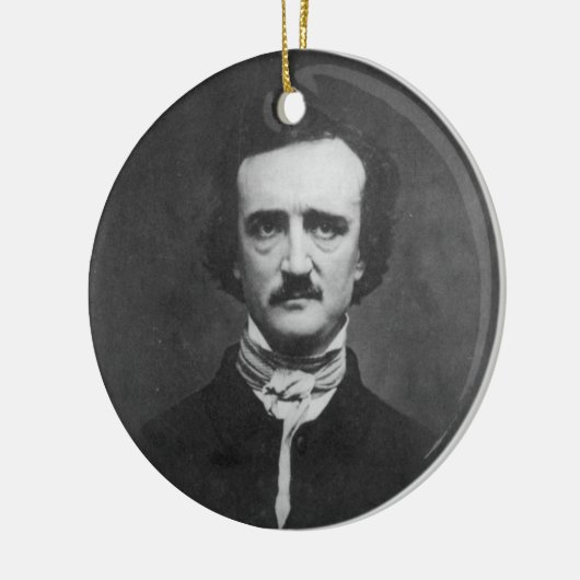 C.T.タットマンによるエドガー・アラン・ポーのダゲレオタイプ セラミックオーナメント (左)