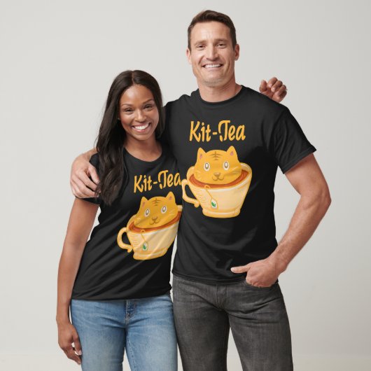 C:\Users\Administrator\Downloads\CAT 17\Kit Tea Ca Tシャツ (ユニセックス)