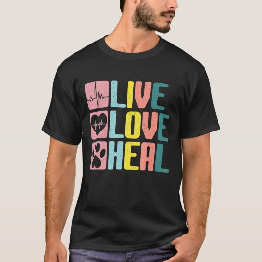 C:\Users\Administrator\Downloads\CAT 17\Live Love Tシャツ (正面)