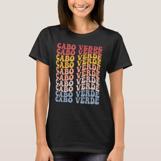 Cabo Verde Groovy Retro Cape Verdean Tシャツ (正面)