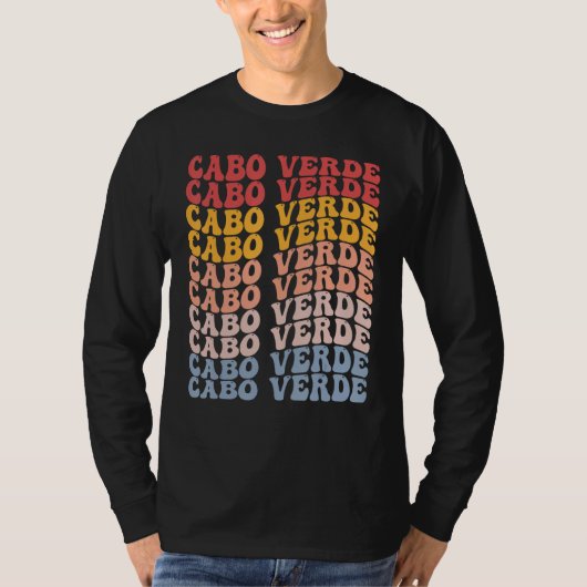 Cabo Verde Groovy Retro Cape Verdean Tシャツ (正面)