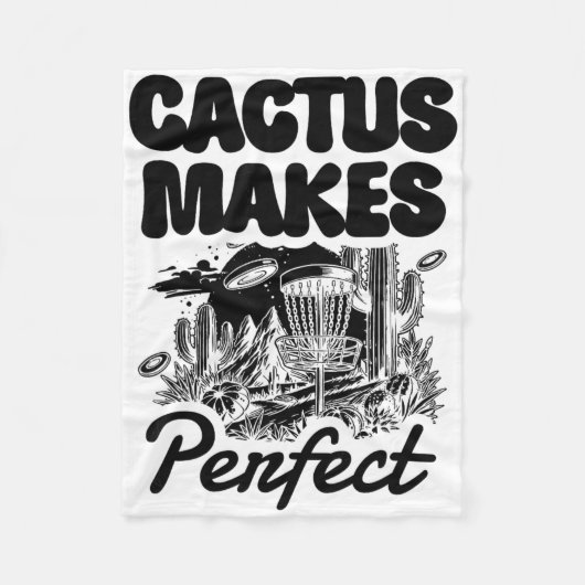 Cactus Makes Perfect Disc Golf Adventure  フリースブランケット (正面)