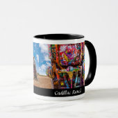 Cadillac Ranch, Amarillo, Texas - デザイナー マグカップ (正面右)