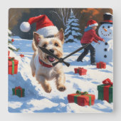 Cainn Terrier走 Christmas Hatで雪の中 スクエア壁時計 (正面)