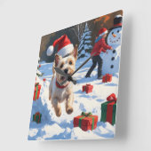 Cainn Terrier走 Christmas Hatで雪の中 スクエア壁時計 (傾斜)