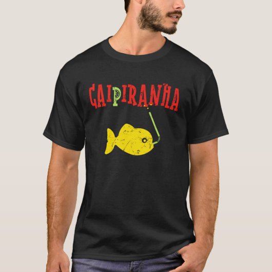 Caipiranha Lusitg Cocktail Piranha Caipirinha Tシャツ (正面)