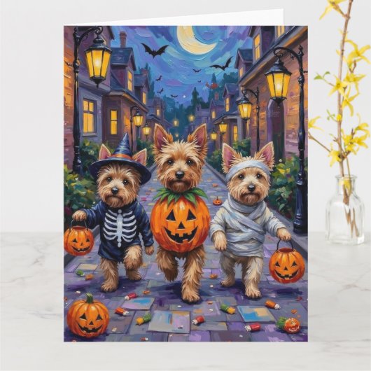 Cairn Terrier Trick-or-Treating Halloween Costumes カード (黄色い花)