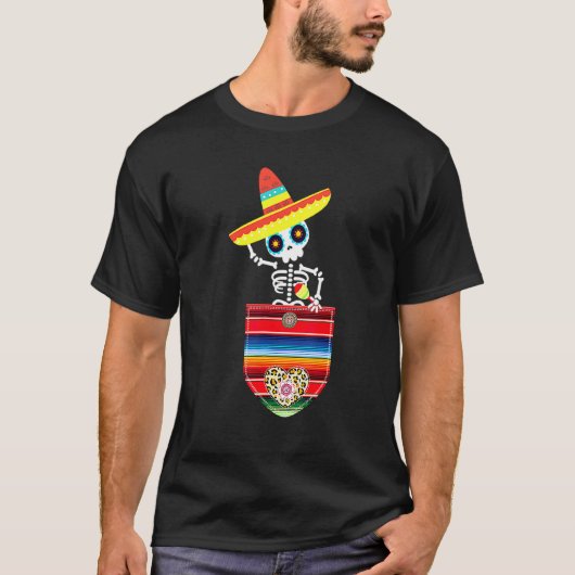 Calaca毛布ポケットセラプメキシコシンコデメイ Tシャツ (正面)