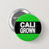 Caliによって育てられる2緑 缶バッジ (正面&裏面)