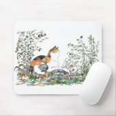 Calico Cat In The Garden マウスパッド (マウス)