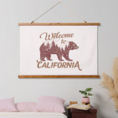 California Bear Forestへようこそ 吊り下げ型タペストリー (寝室)
