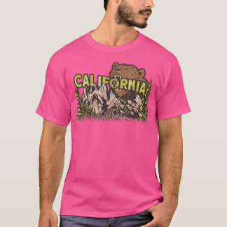 California bear forest and mountains tシャツ
