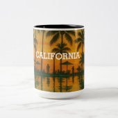 California Sunset Mug – Tropical Beach Vibes with  ツートーンマグカップ (中央)