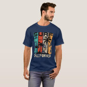 California Surf Summer Beach Surfing Design Tシャツ (正面フル)