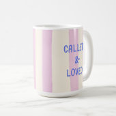 Called & Loved モダンなクリスチャンの信仰の引用句 かわいい コーヒーマグカップ (正面右)