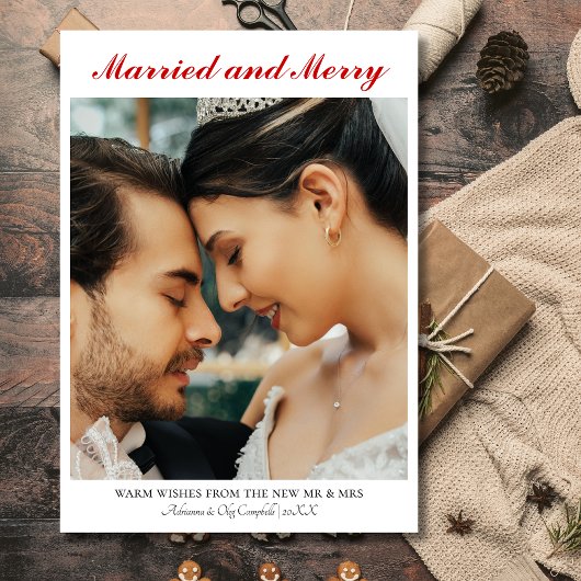 Calligraphy Married and Merry Simple Rich Red Text シーズンカード