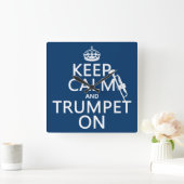 Calm保とTrumpet On (任意の背景色) スクエア壁時計 (ホーム)
