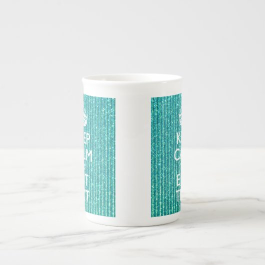 Calm保パーソナライズされた文字オンターコイズ ボーンチャイナマグカップ (正面)