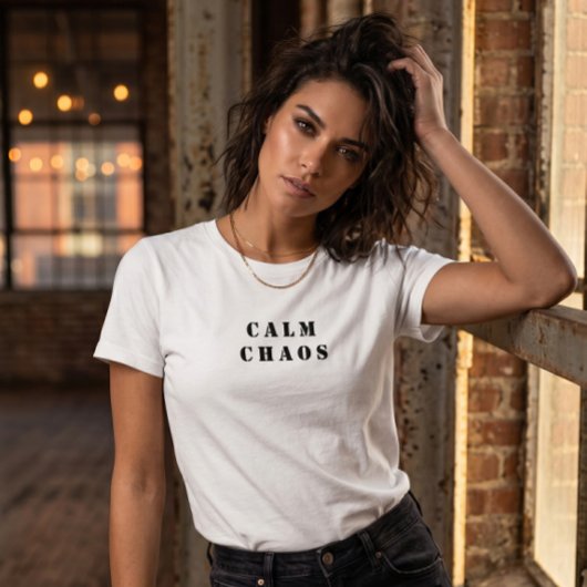 Calm Chaos - Women's Minimalist T-Shirt White Tシャツ