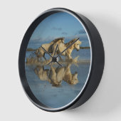 Camargue Horses and Reflection（南フランス） 壁時計 (傾斜)