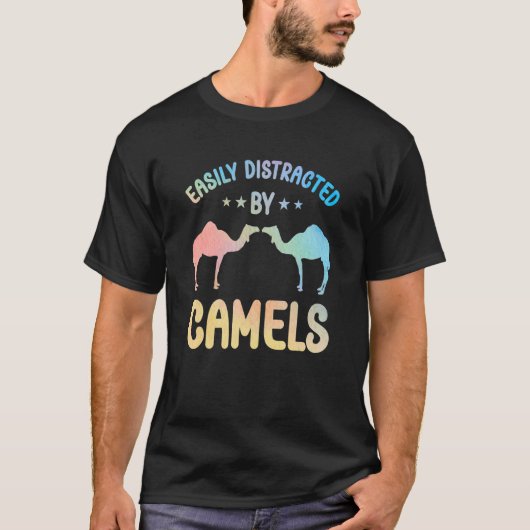 Camel Outfit for Camel Lovers Apparel Women Girls Tシャツ (正面)