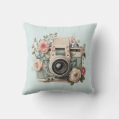Camera with Flowers Retro Pastel Image クッション (裏面)