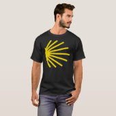 Camino De Santiago - Yellow Shell Trail Marker Ess Tシャツ (正面フル)
