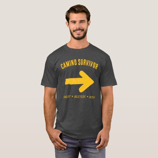 Camino Surviver Tシャツ – Buen Camino Gift (正面フル)
