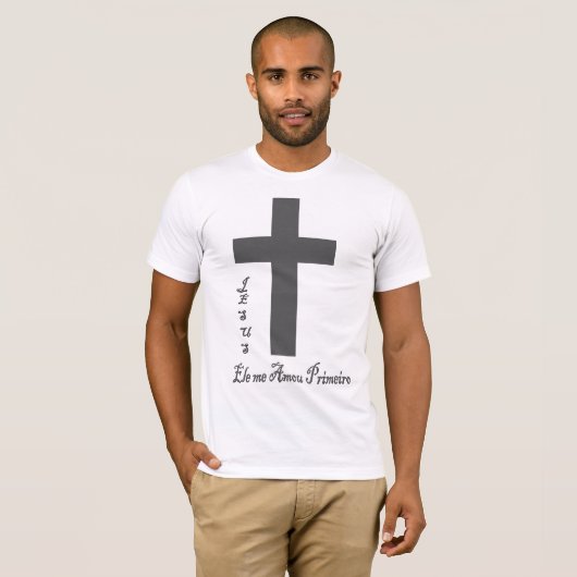 camisa masculina Jesus ele me amou primeiro Tシャツ (正面フル)