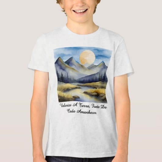 Camiseta Masc Juvenil Básica Amanhecer da Terra-2 トライブレンドTシャツ (正面)