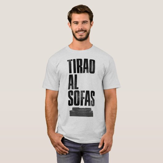 Camiseta Tirao al sofas Tシャツ (正面フル)
