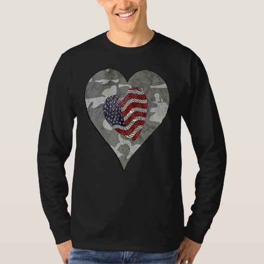 Camo American Usa Camouflage  Distressed Camo Flag Tシャツ (正面)