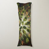 Camo Canopy – A Tranquil Forest Escape ボディピロー (正面縦)