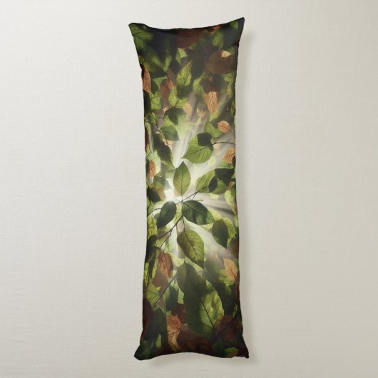 Camo Canopy – A Tranquil Forest Escape ボディピロー (裏面 (縦))