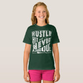 Camogie Hstle Hit & Never、GAAやめゲールゲーム Tシャツ (正面フル)