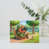 Camouflage Spy Crab Observing Park Surroundings Qu ポストカード (スタンド正面)