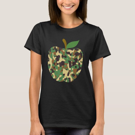 Camouflaged Apple First Day Of School Teaching Tea Tシャツ (正面)