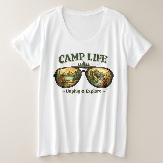 Camp Life Feels Right – Relaxed Plus Size Tee USA プラスサイズTシャツ (デザイン正面)