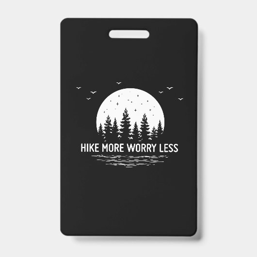 Camper Gift | Hike More Worry Less Birthday バッジ (正面)