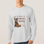 Camper Gift | Life Is Better In Hiking Boots Dog Tシャツ (正面)