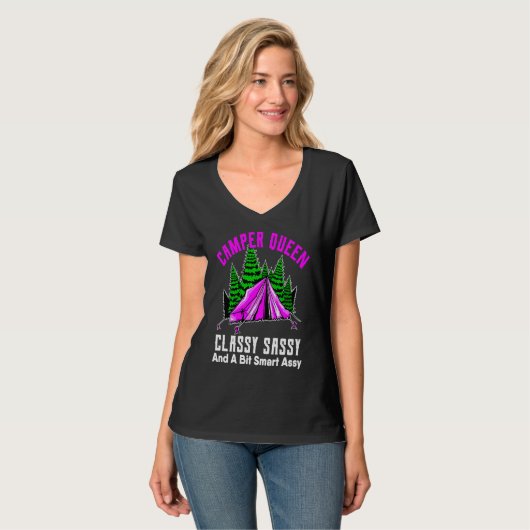 Camper Queen Classy Sassy Smart Assy RV Camping Gi Tシャツ (正面フル)