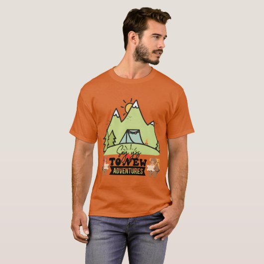 Camping Adventure Eplore the Great Outrs funny Tシャツ (正面フル)