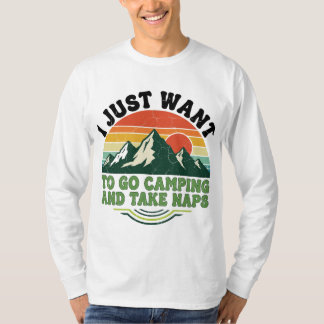 Camping and Naps Retro Mountain Design Tシャツ