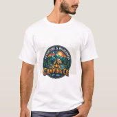 Camping Co. "EST. 2026" プレミアム アドベンチャー Tシャツ (正面)