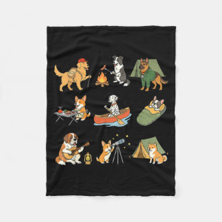 Camping dogs outfit – cute outdoor adventure dog フリースブランケット