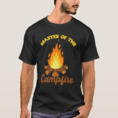 Camping Outdoor Designs Master Of The Campfire Tシャツ (正面)