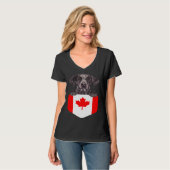 Canada Flag German Shorthaired Pointer Dog In Pock Tシャツ (正面フル)